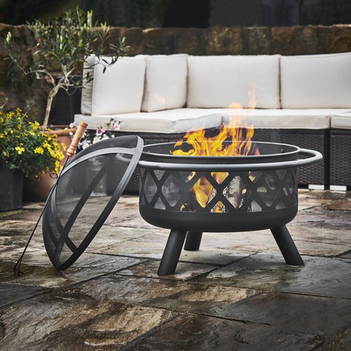 Wood burning fire - burning, pit